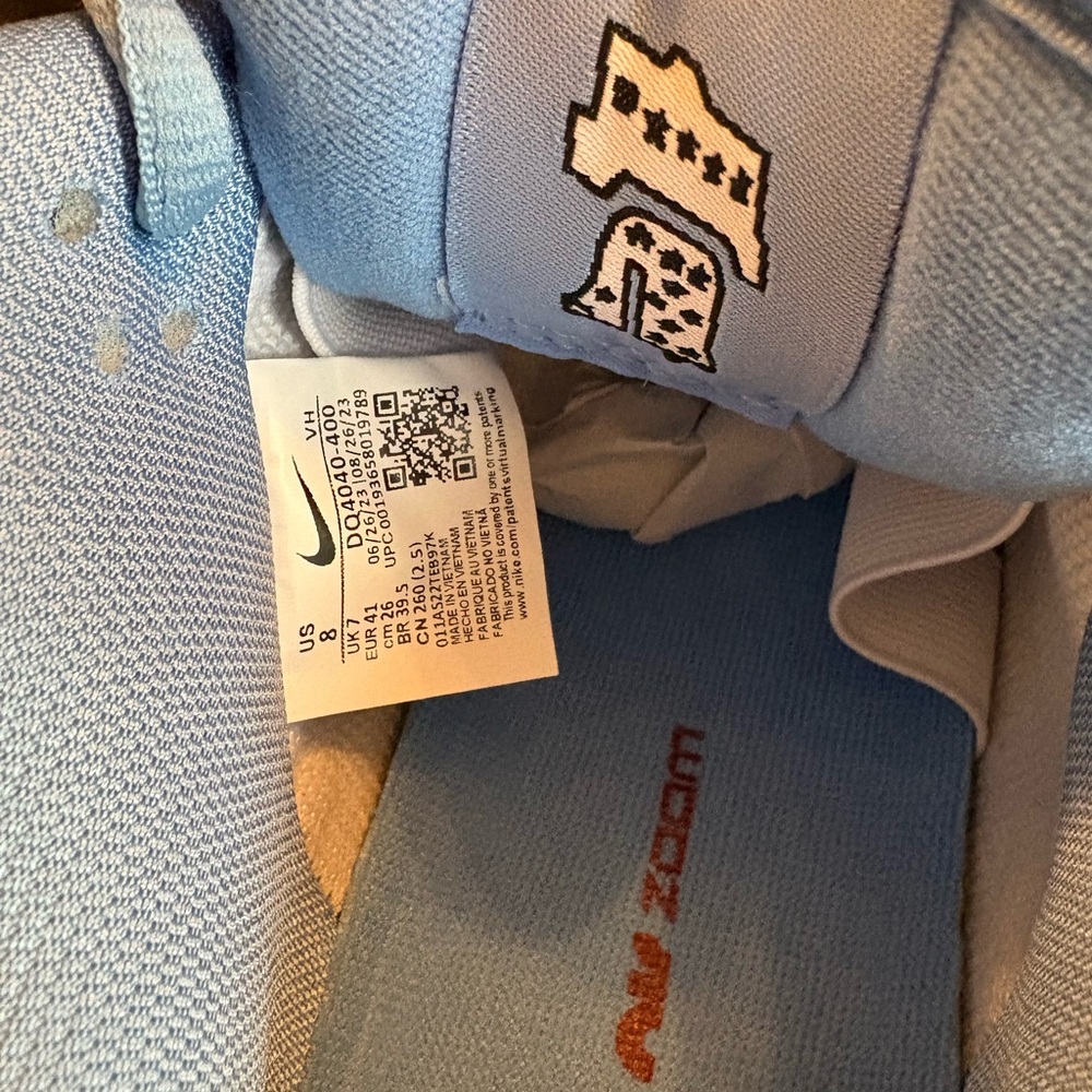 Nike SB Dunk Low Pro in Light Blue and Maroon  NEW - Picture 6 of 8